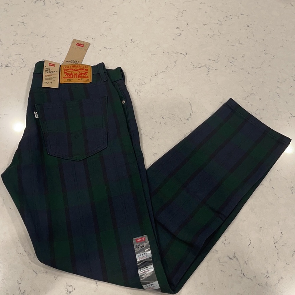 Levi’s - Picture 2 of 2